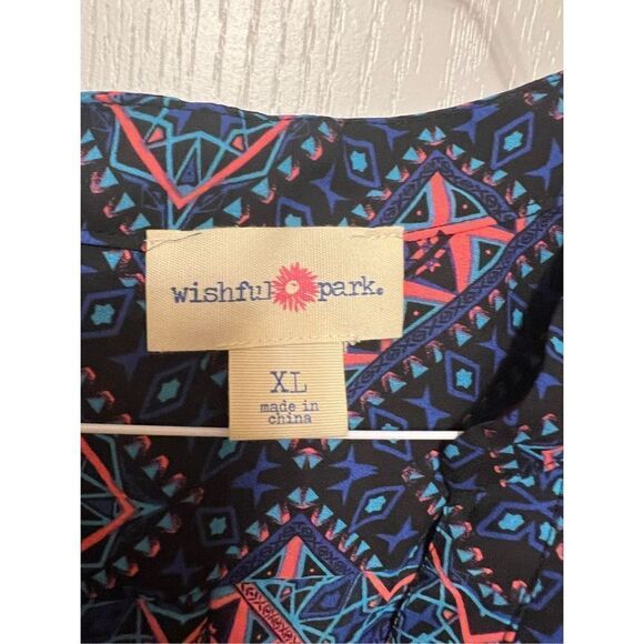 Wishful Park vibrant colorful
Pattern 3/4 sleeve blouse - Picture 2 of 8
